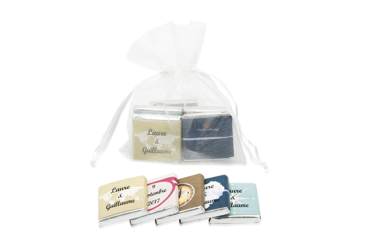 Sachet organza remplis de 5 chocolats personnalisés Thème voyage